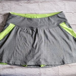 Champion Workout Skort in EUC